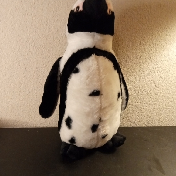 GORGEOUS Petting Zoo Recycled 14" Penguin Plush Toy - Picture 6 of 7